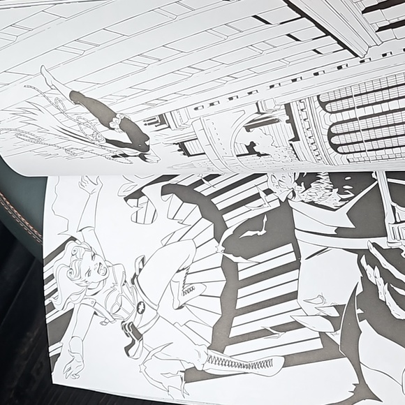 Coloring DC Batgirl Adult Coloring Book - Picture 4 of 4